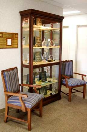 The Laurels of DeKalb: Lobby
